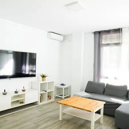 Apartment Bonito Y Amplio Piso En Con Piscina *